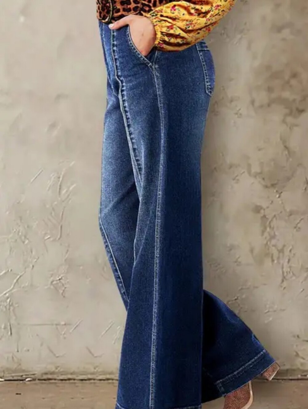 Flamingals Front Seam Detail Wide Leg Janes NWT Small - Picture 2 of 10